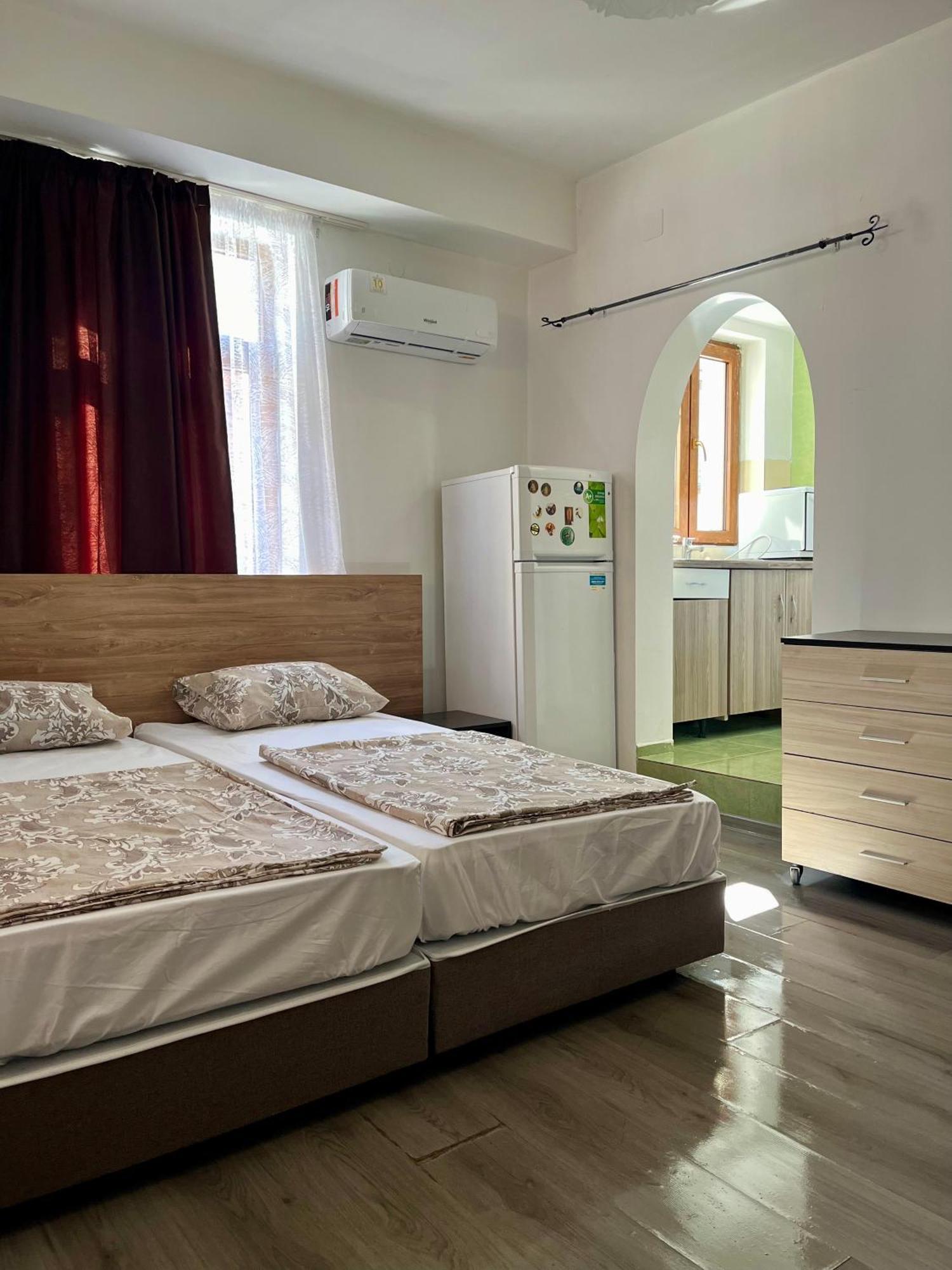 En-Suite Rooms: Novа Guesthouse In Sofia Center Ngoại thất bức ảnh