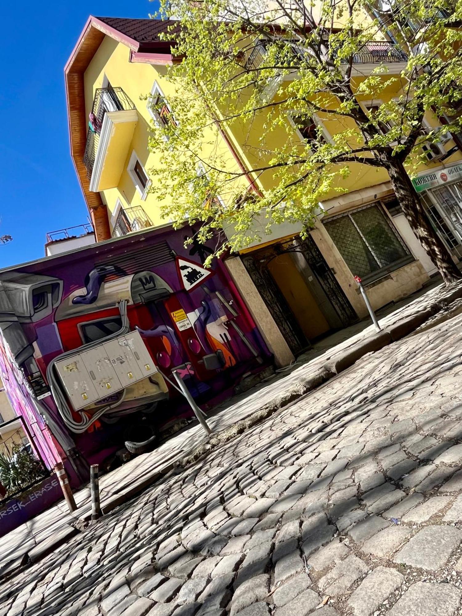 En-Suite Rooms: Novа Guesthouse In Sofia Center Ngoại thất bức ảnh