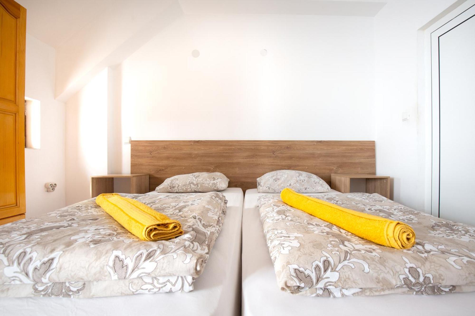 En-Suite Rooms: Novа Guesthouse In Sofia Center Ngoại thất bức ảnh